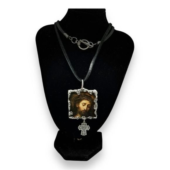Suffering Christ Painting by Bartolomé Esteban Murillo Glass Hand Solder Pendant - Picture 4 of 15